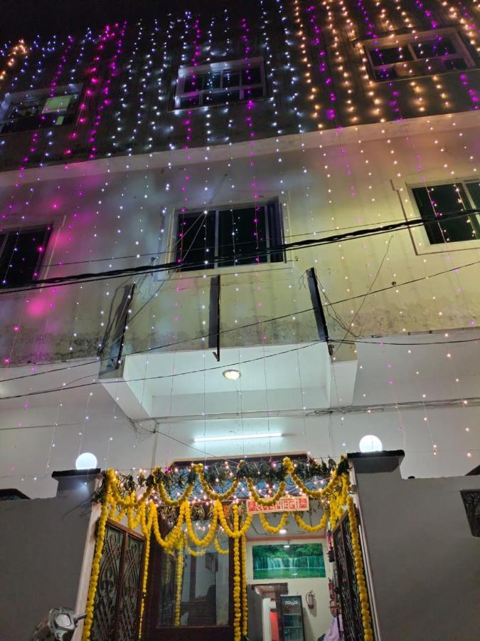 Goroomgo New Ashiyana Palace Varanasi Exterior photo